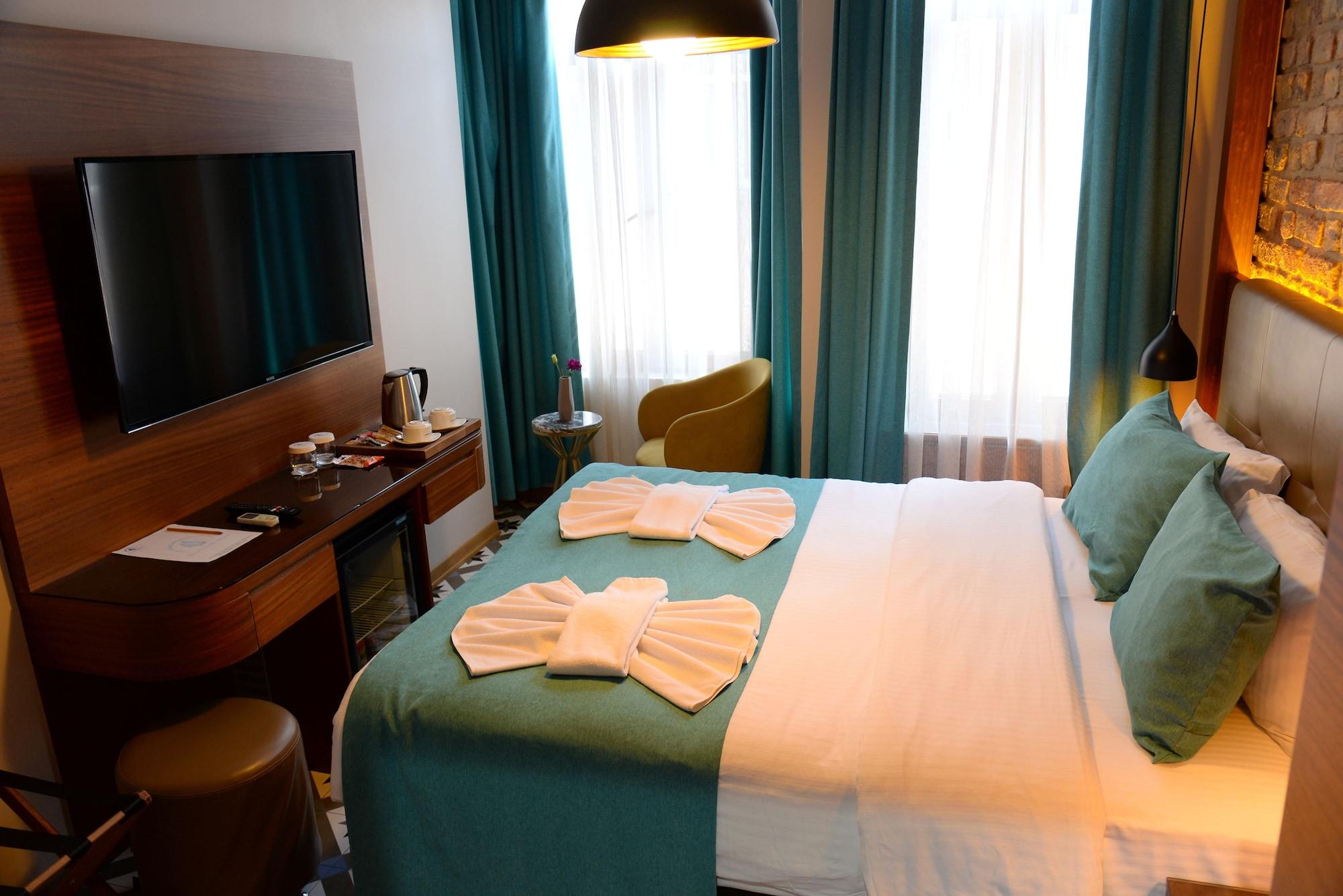 เปรา ลูนา เรสซิเดนซ์ Hotel อิสตันบูล ภายนอก รูปภาพ