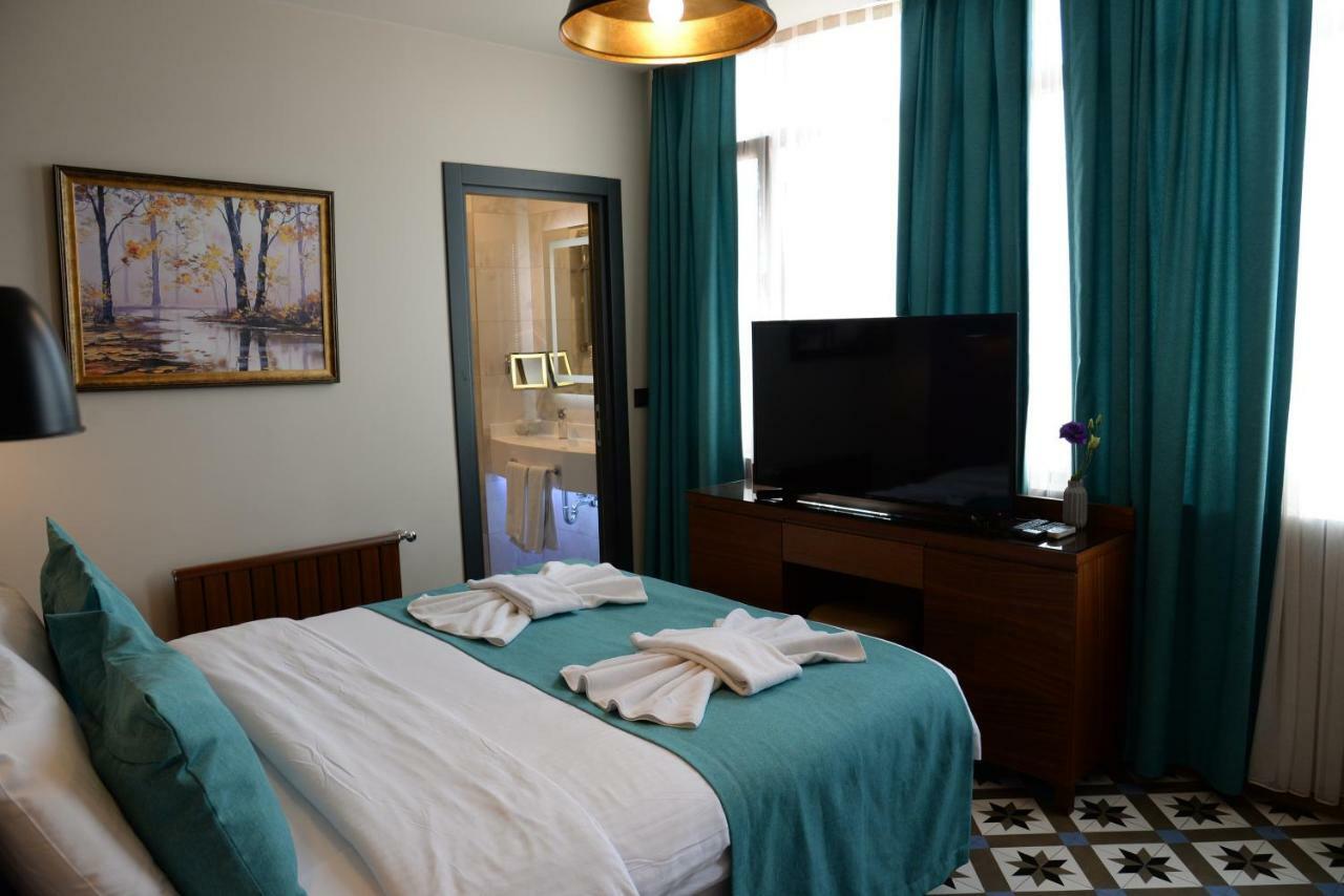 เปรา ลูนา เรสซิเดนซ์ Hotel อิสตันบูล ภายนอก รูปภาพ
